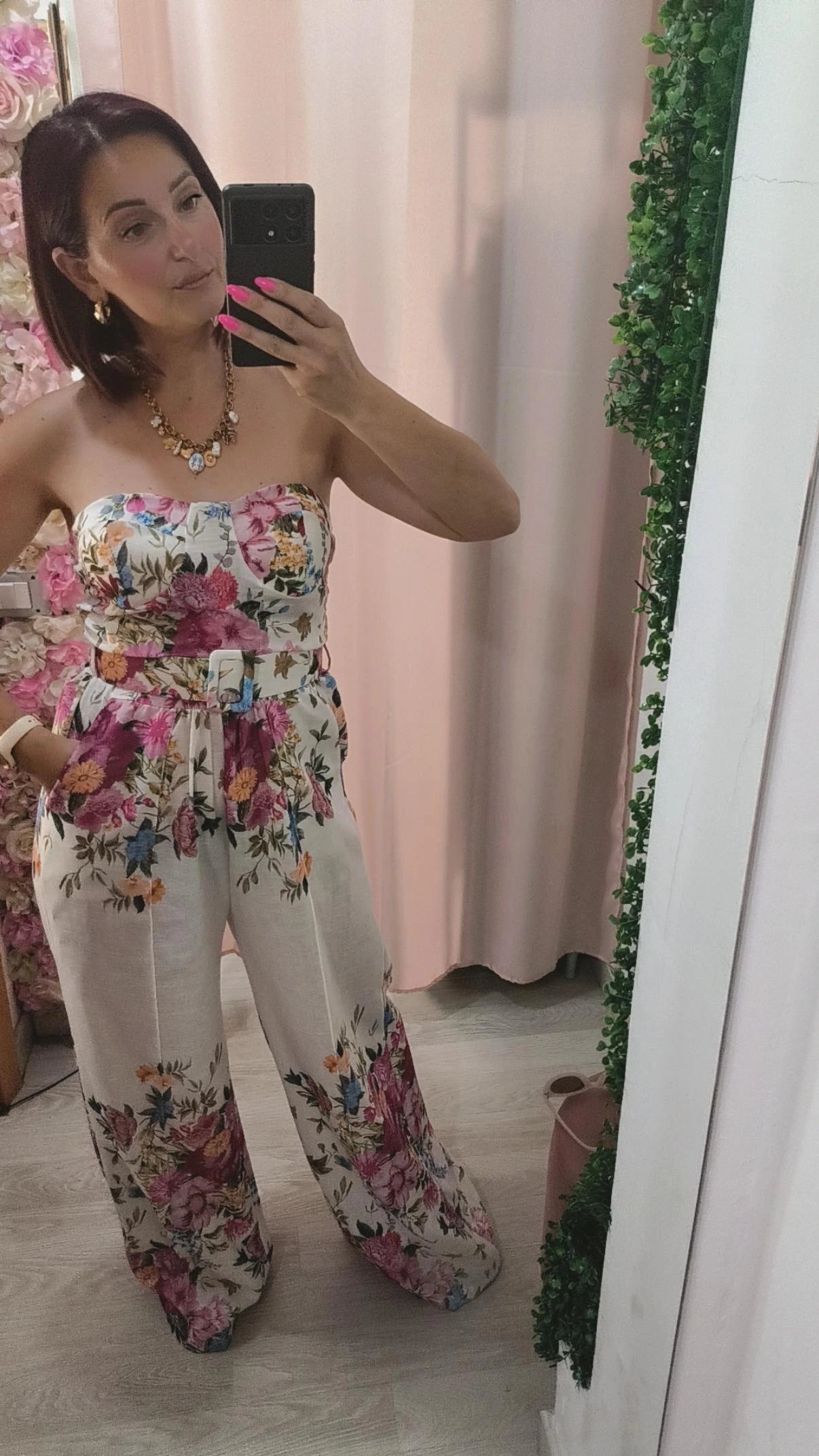 Tuta Bianca Floreale Elegante
